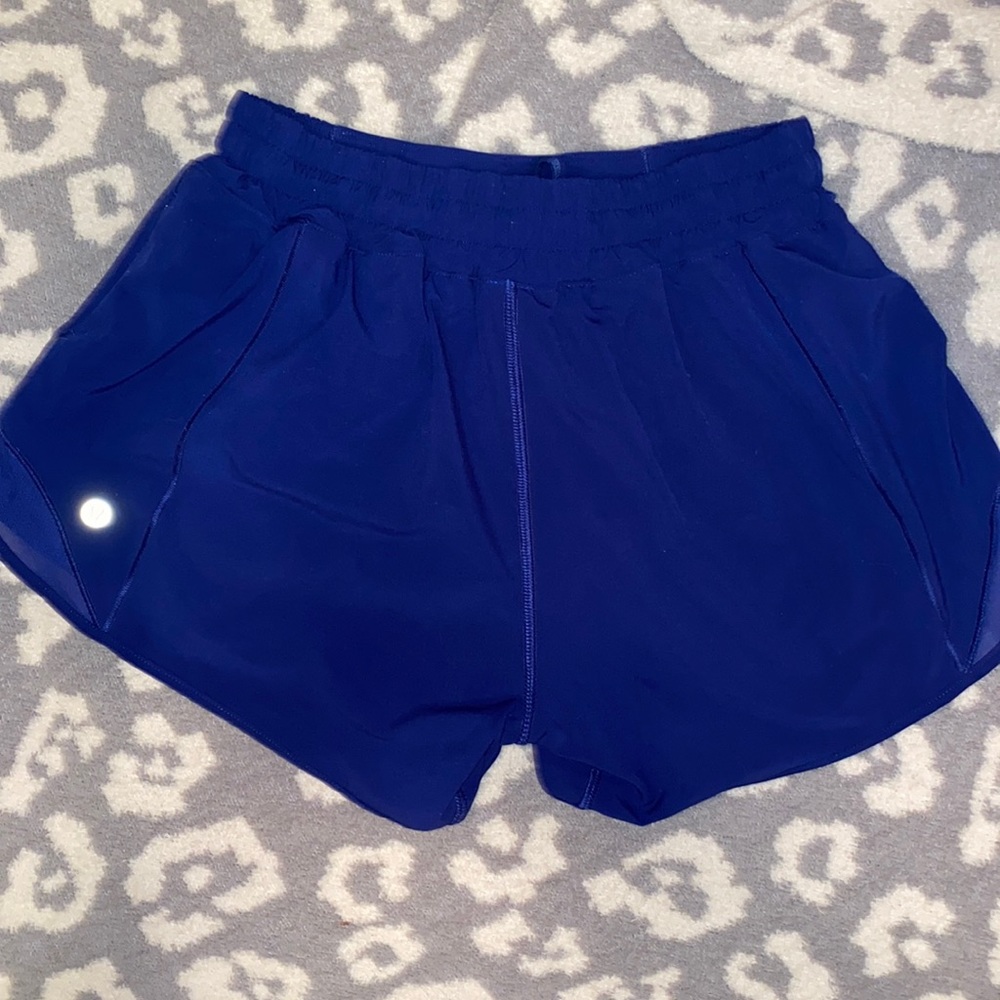 LULULEMON LARKSPUR 4” HOTTY HOT LINED SHORT